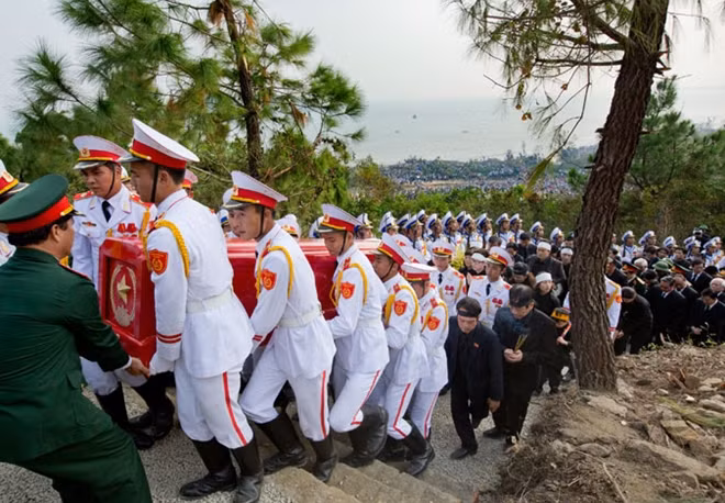In 2013, she was the only foreigner to photograph up close the funeral and burial of General Giap. "BURIAL OF GENERAL VO NGUYEN GIAP, 2013 – General Giap's coffin is transported to the burial site in Quang Binh province, chosen not because it was his birthplace, but because the site was deemed auspicious, beautiful and fated correct".