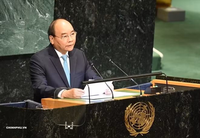 Prime Minister Nguyen Xuan Phuc