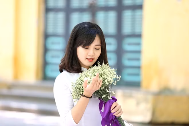 Each Vietnamese woman always has at least one Ao Dai in her wardrobe.