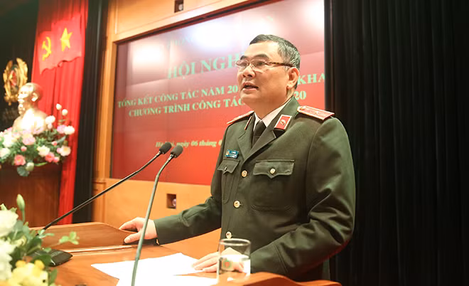 Major General To An Xo, Chief of the Ministerial Office of the Ministry of Public Security speaks at the event.