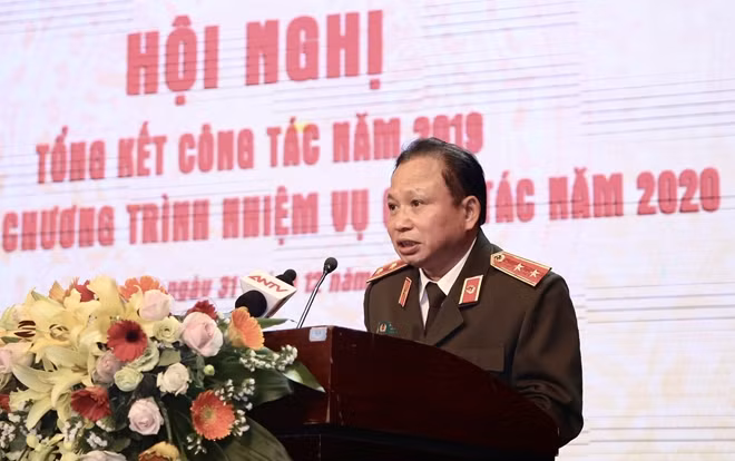 Lieutenant General Mai Van Ha speaks at the event. Lieutenant General Mai Van Ha speaks at the event.
