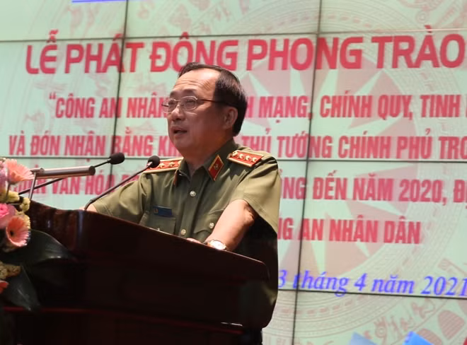 Deputy Minster Nguyen Van Thanh speaks at the event.