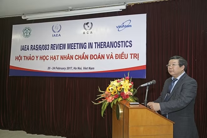 Mr. Nguyen Quoc Anh - Director of Bach Mai Hospital speaking at the workshop. Photo: Internet