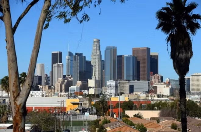A view of downtown Los Angeles, California, U.S. February 23, 2017. REUTERS/Mike Blake