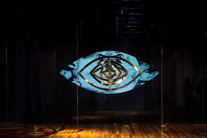 The VCCA plans to invite foreign and local artists periodically to create artworks for the show window. Pictured are The Golden Allegory with two “big eyes” Sharigan Saimingan and Sharigan Dosatsugan by young Vietnamese French artist Truc Anh.