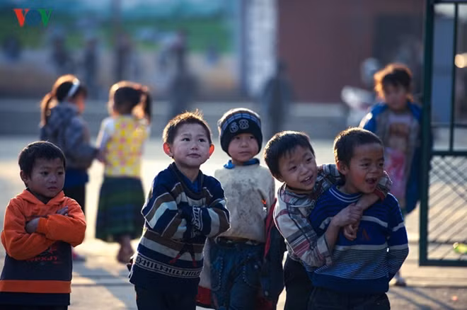 Children are eager to begin a new school day.