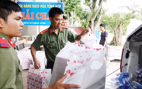 Reporters of PSN are preparing gifts