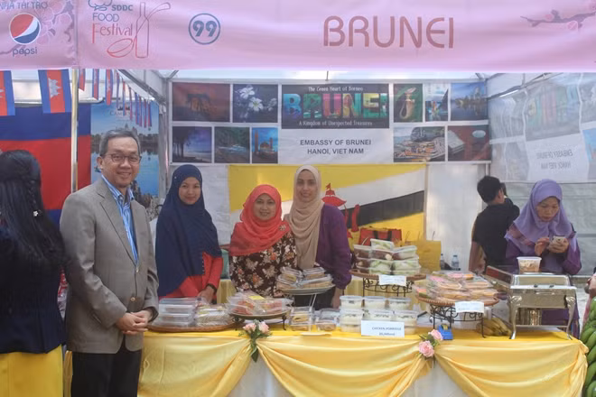 Stand of Brunei with traditional cakes
