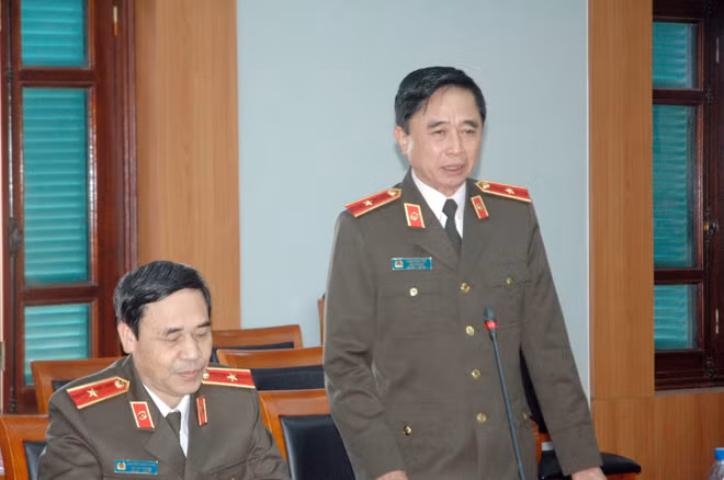 Major General Tran Van Tat, Deputy Director of the Department of Foreign Affairs