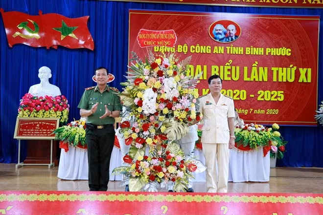 Deputy Minister Le Tan Toi at the event.