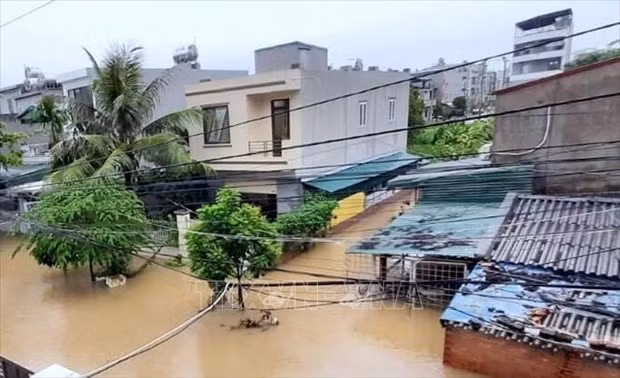 Houses in Quang Ninh province are submerged in floods (Photo: VNA)