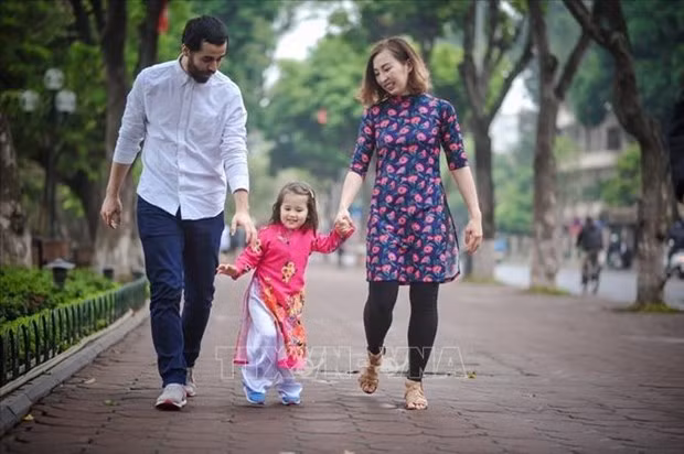 Vietnam has moved up four places to rank 79th in the United Nations-sponsored World Happiness Report 2021 which was released on March 19. (Photo: VNA) Vietnam has moved up four places to rank 79th in the United Nations-sponsored World Happiness Report 2021 which was released on March 19. (Photo: VNA)