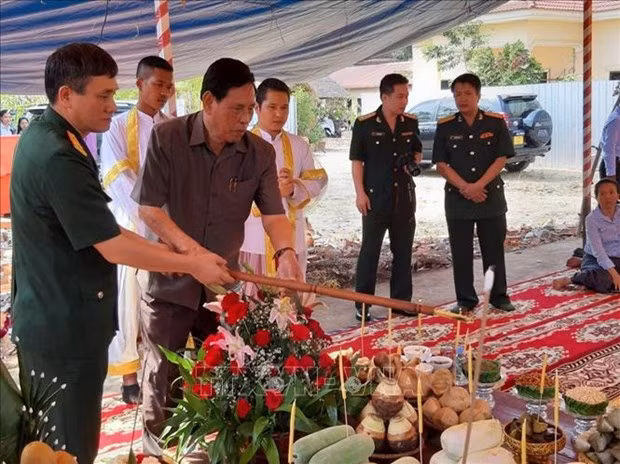 At the groundbreaking ceremony (Photo: VNA)
