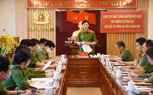 Deputy Minister Nguyen Duy Ngoc speaks at the meeting. Deputy Minister Nguyen Duy Ngoc speaks at the meeting.