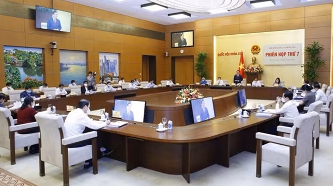 Seventh meeting of National Election Council (Photo: VNA)