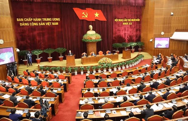 The 14th session of the 12th-tenure Party Central Committee is scheduled to last through December 20 (Photo: VNA) The 14th session of the 12th-tenure Party Central Committee is scheduled to last through December 20 (Photo: VNA)