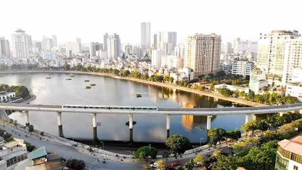 A section of Cat Linh-Ha Dong urban metro project crosses through Hoang Cau area, Hanoi. (Photo: VNA)