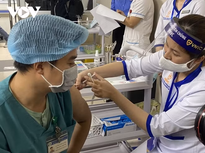 Frontline healthcare workers are the first to get the coronavirus jab.