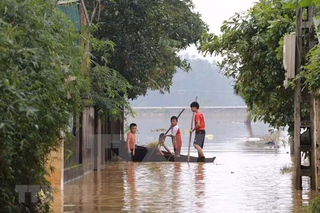 Thousands of students are still unable to go to school