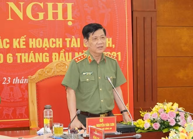Deputy Minister Nguyen Van Son speaks at the meeting. Deputy Minister Nguyen Van Son speaks at the meeting.