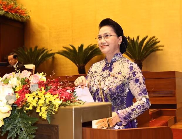 NA Chairwoman Nguyen Thi Kim Ngan speaks at the opening session. (Photo: VNA)