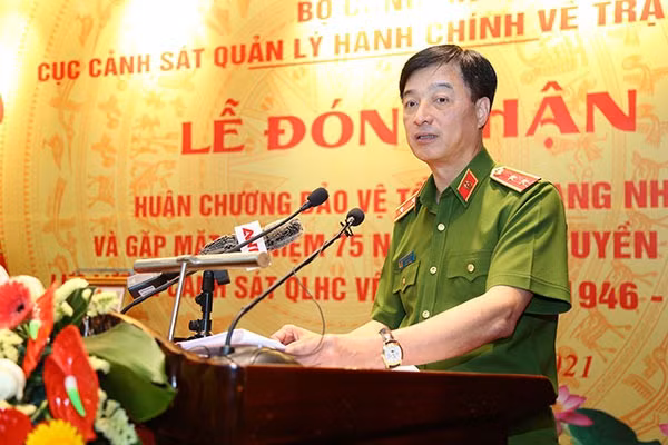 Deputy Minister Nguyen Duy Ngoc speaks at the event.