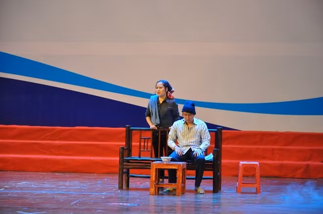 Great moments of the Art Program "70 Years of Public Security Forces Following Uncle Ho's Teachings" ảnh 6