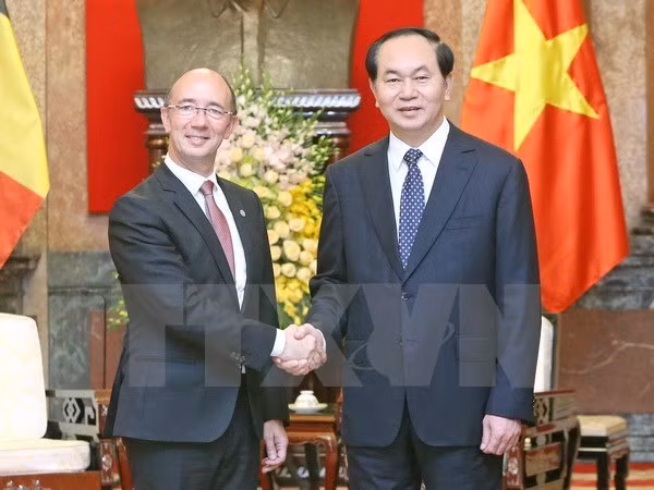 President Tran Dai Quang (R) and Rudy Demotte, Minister-President of Federation Wallonie-Bruxelles (Photo: VNA)