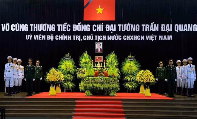 The respect-paying ceremony for President Tran Dai Quang starts at 7am on September 26 at the National Funeral Hall at No. 5, Tran Thanh Tong Street, Hanoi. Photo: VNA