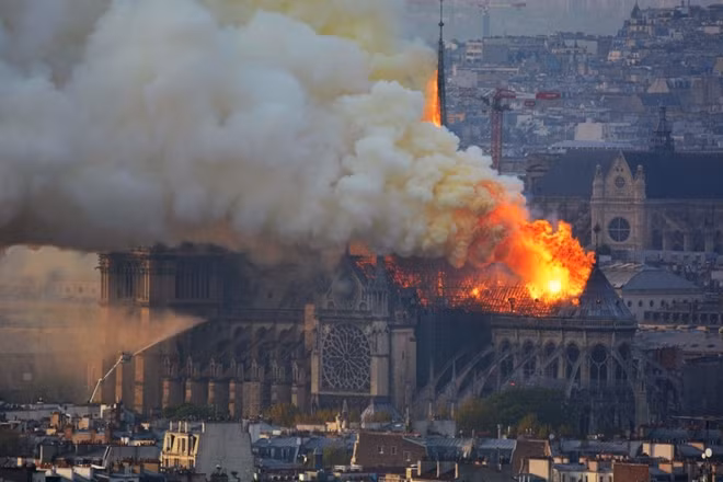 Around 500 firefighters battled the blaze for nearly five hours. Getty Imagine.