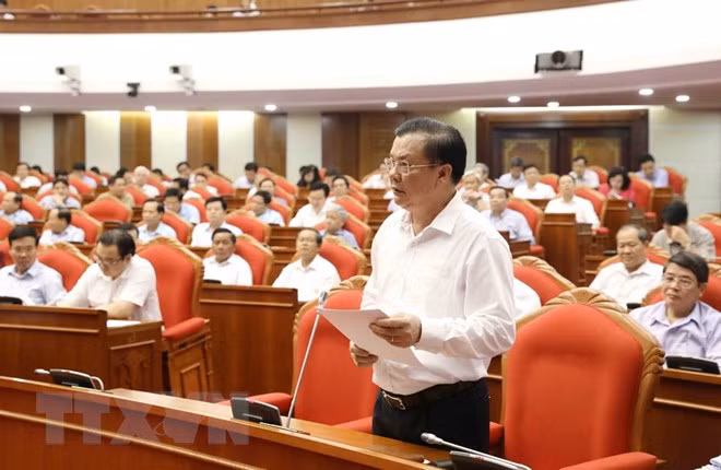 Finance Minister Dinh Tien Dung. Photo: VNA