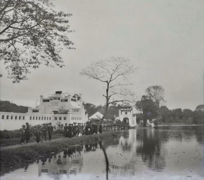 Ngoc Son Pagoda in Tet 1928.