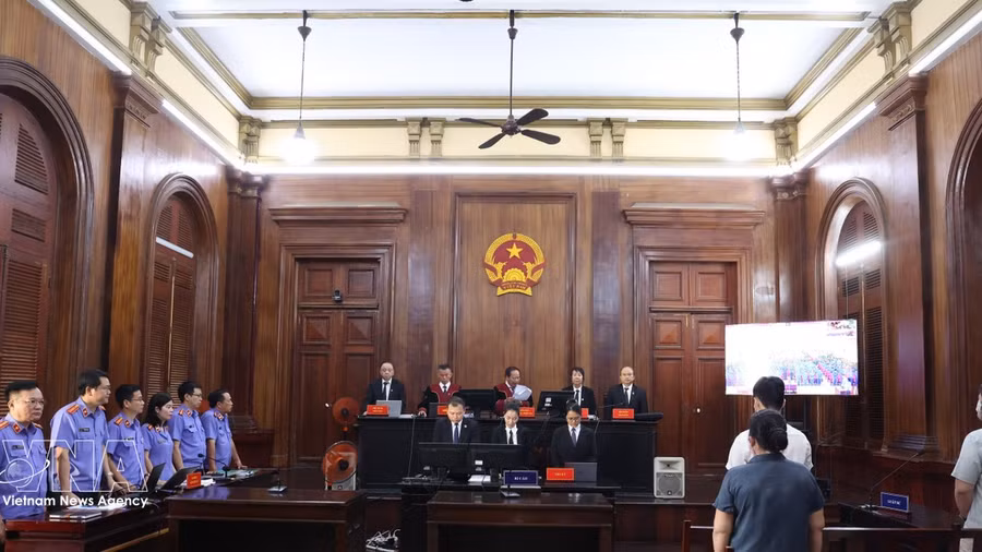 11 defendants sentenced to death in drug trafficking case involving flight attendants