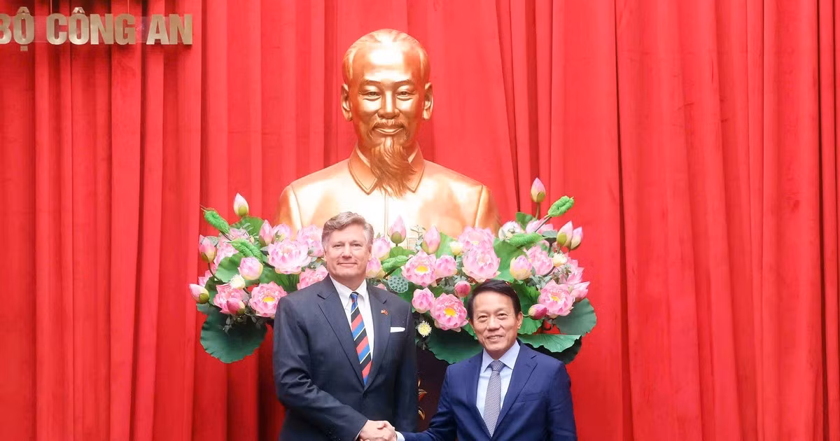 Minister Luong Tam Quang receives US Permanent Deputy Secretary of State 