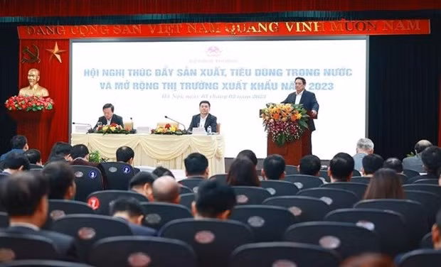 Businesses should be development focus: PM -0