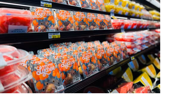 Vietnamese lychees sold at Thai supermarket ảnh 2