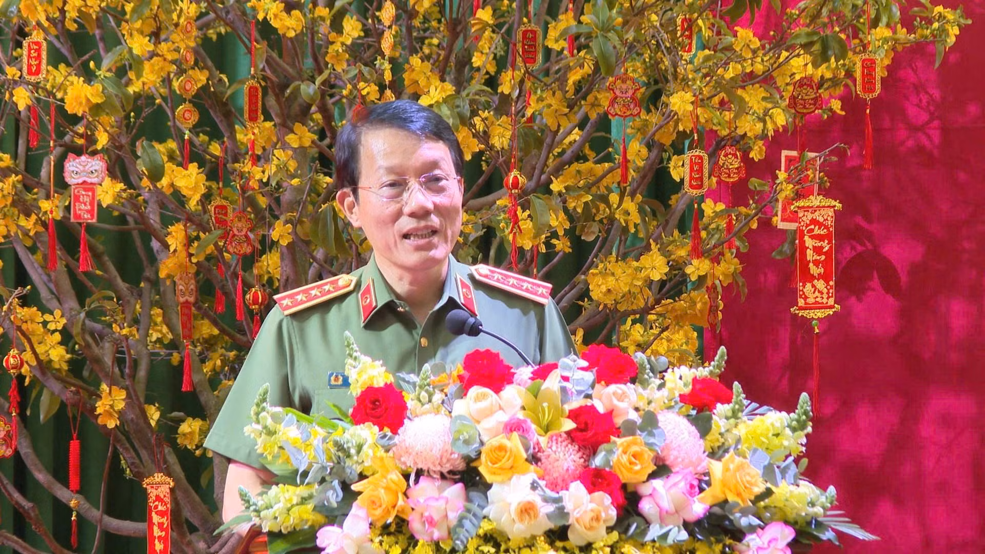 MPS leadership meets with high-ranking retired public security officers -0