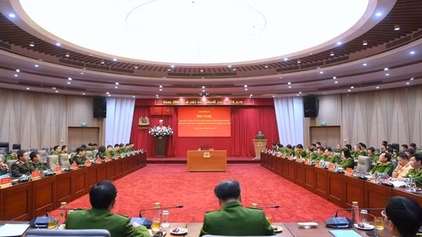 Prime Minister: Lunar New Year 2026 safe, joyful across sectors ảnh 2
