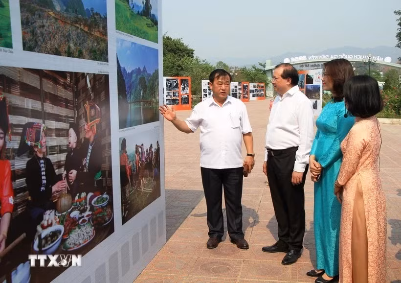 Exhibition features Dien Bien Phu Victory in movies -0