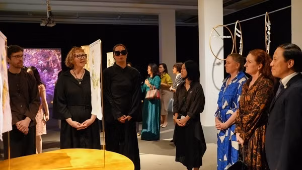 “Vietnam, the Landscape of memories” exhibition opens in Japan ảnh 5