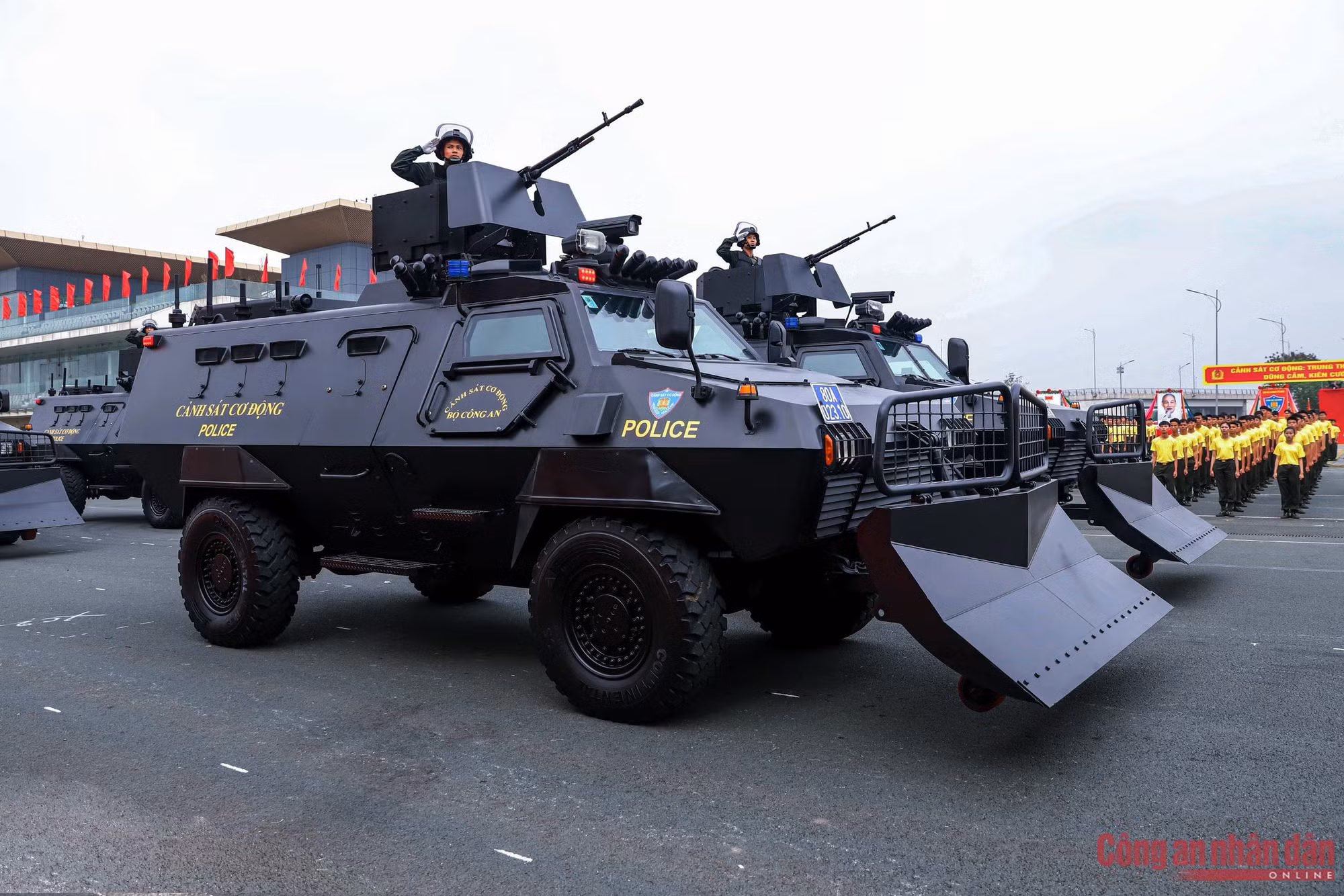 Mobile Police Command receives “Hero of the People's Armed Forces” title for the second time - 7