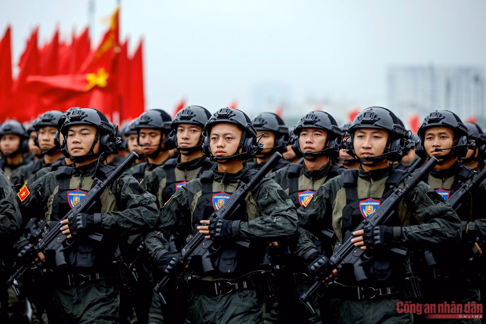 Mobile Police Command receives “Hero of the People's Armed Forces” title for the second time - 3