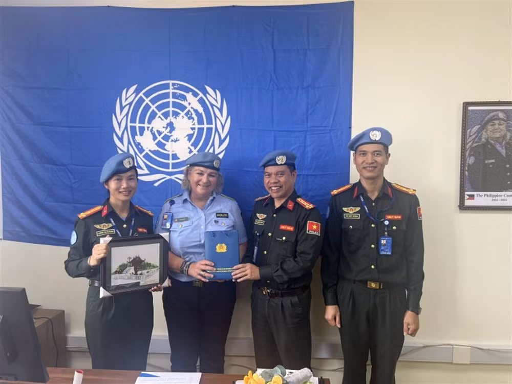 UNMISS Police Commander acknowledges outstanding contributions of Vietnamese police officers -0