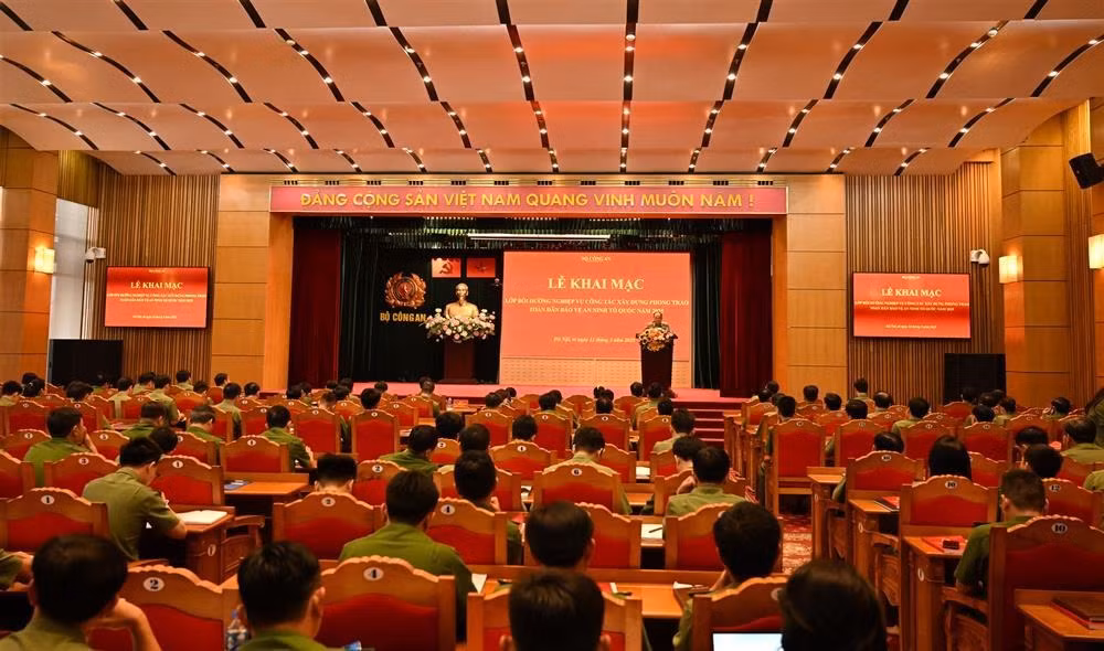 MPS opens training course on building “All People Protecting National Security” movement -0