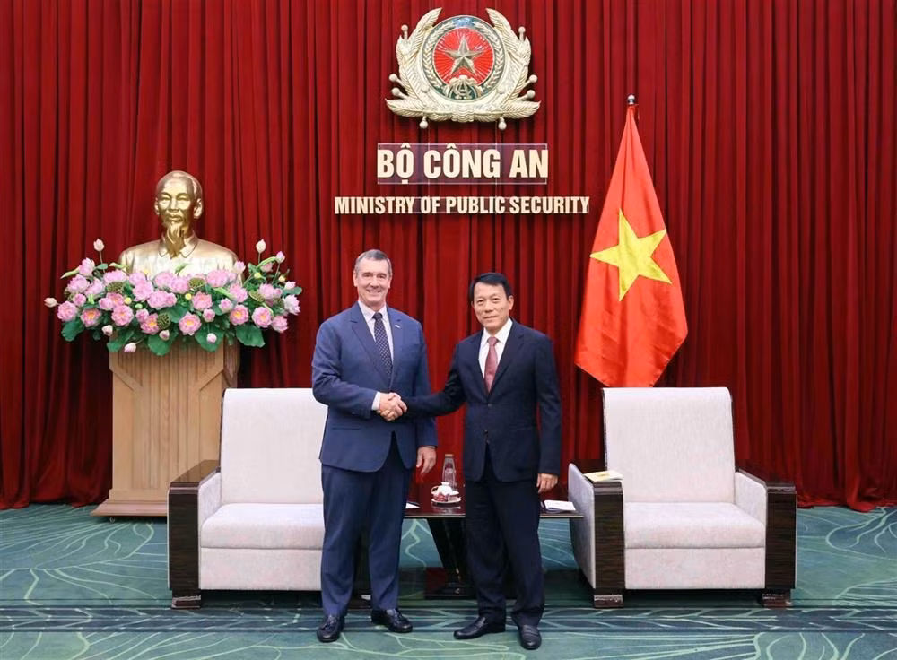 Vietnam, US seek to promote cooperation in aviation security -0