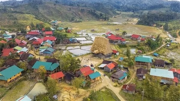 Programs underway to promote tourism brand through films ảnh 3