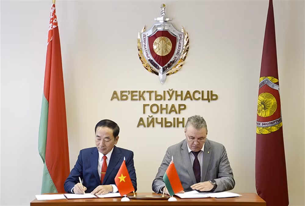 Vietnam, Belarus strengthen cooperation in forensic examination - 1