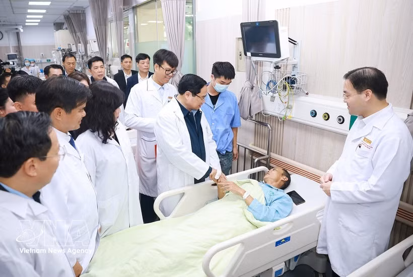 PM extends best wishes to doctors, patients on Tet occasion -0