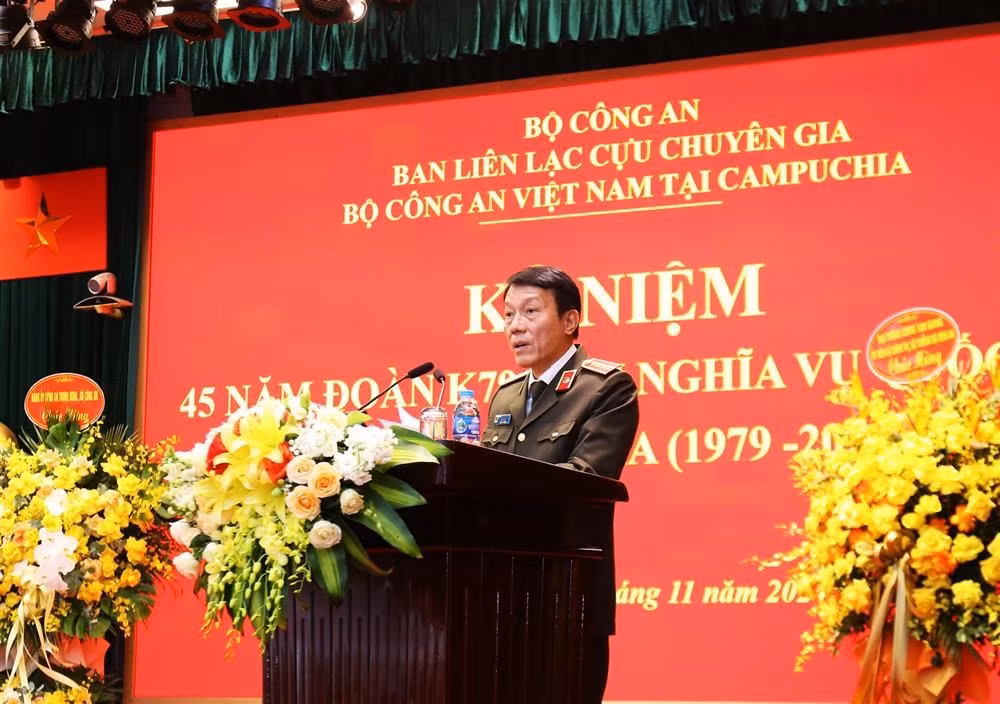 Minister Luong Tam Quang attends 45 years since MPS sent first expert delegation to do international duty in Cambodia -0