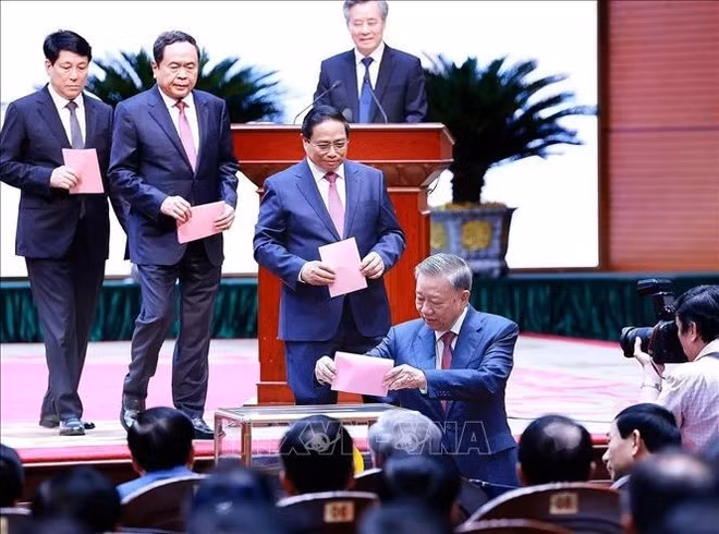 Party Central Committee elects General Secretary -0